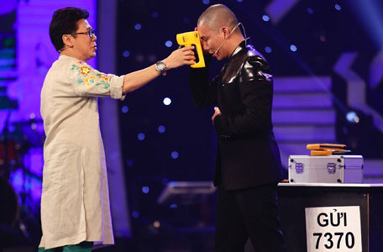Nhung tiet muc ron toc gay trong Vietnam Got Talent 2014-Hinh-11